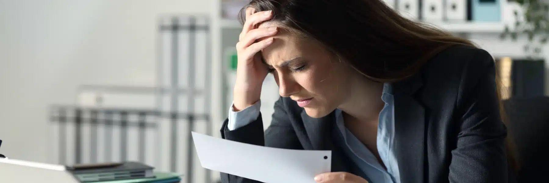 img blog why employees should never use personal accounts when conducting business